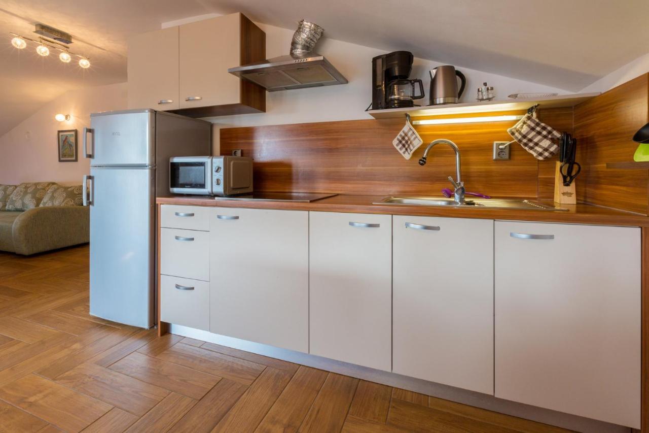Ferienwohnung Jasminka Loncaric Crikvenica Exterior foto